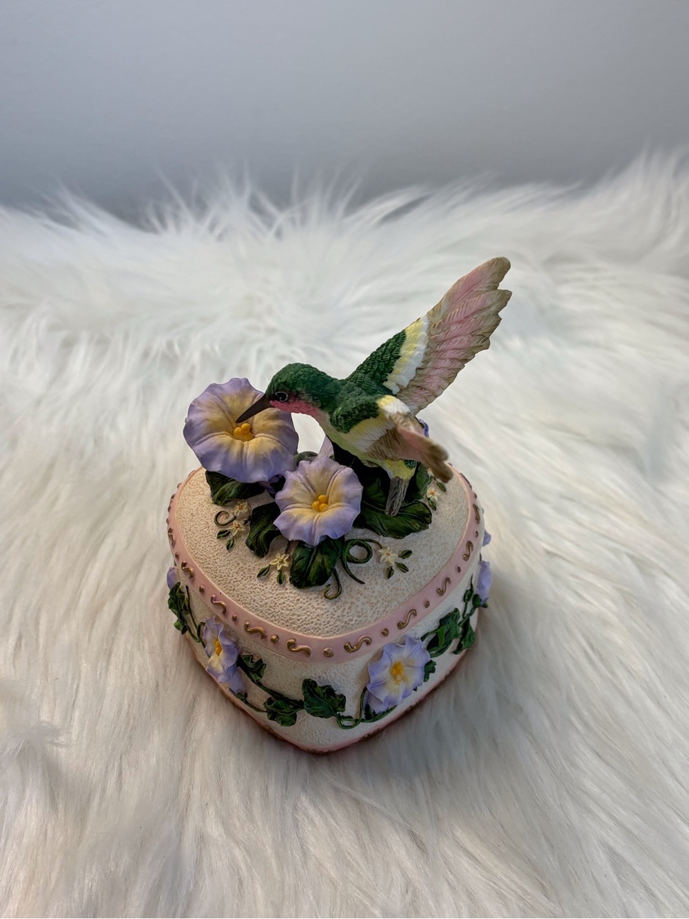 Hand-Painted Hummingbird Bird Trinket Musical Box - Pink & Green - Picture 3 of 10